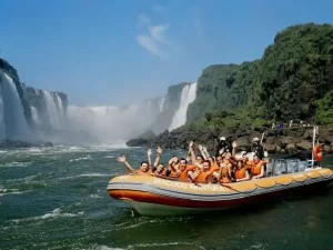 Embarcação do Macuco Safari nas Cataratas do Iguaçu